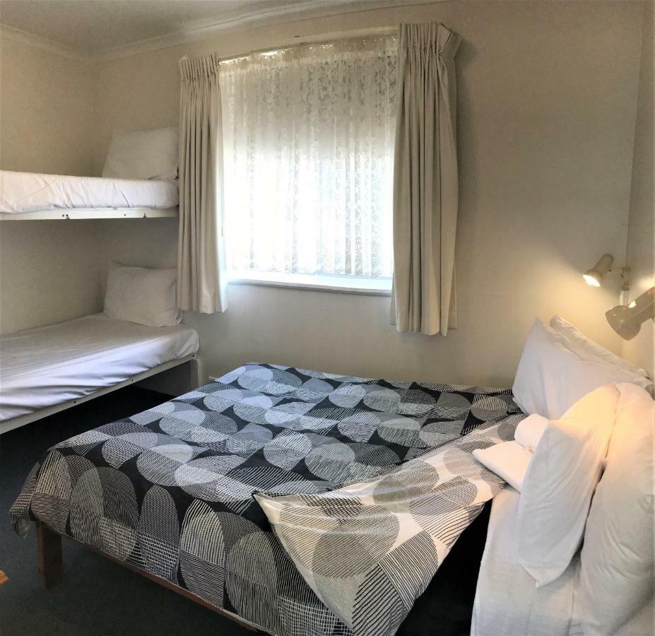 Kon Tiki Apartments Batemans Bay Esterno foto