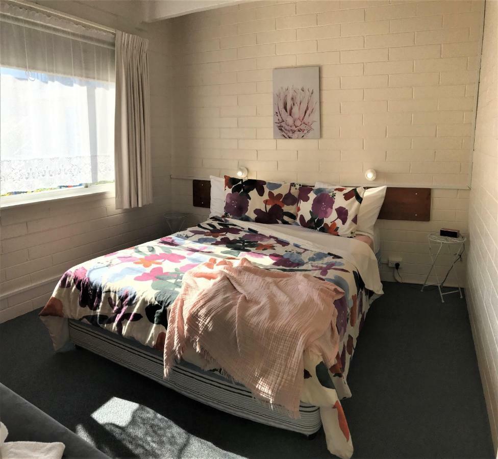 Kon Tiki Apartments Batemans Bay Esterno foto