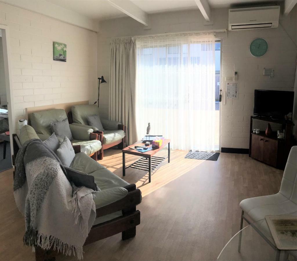 Kon Tiki Apartments Batemans Bay Esterno foto