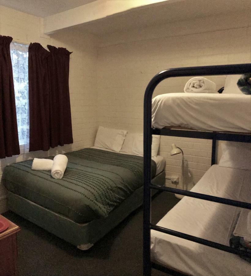 Kon Tiki Apartments Batemans Bay Esterno foto