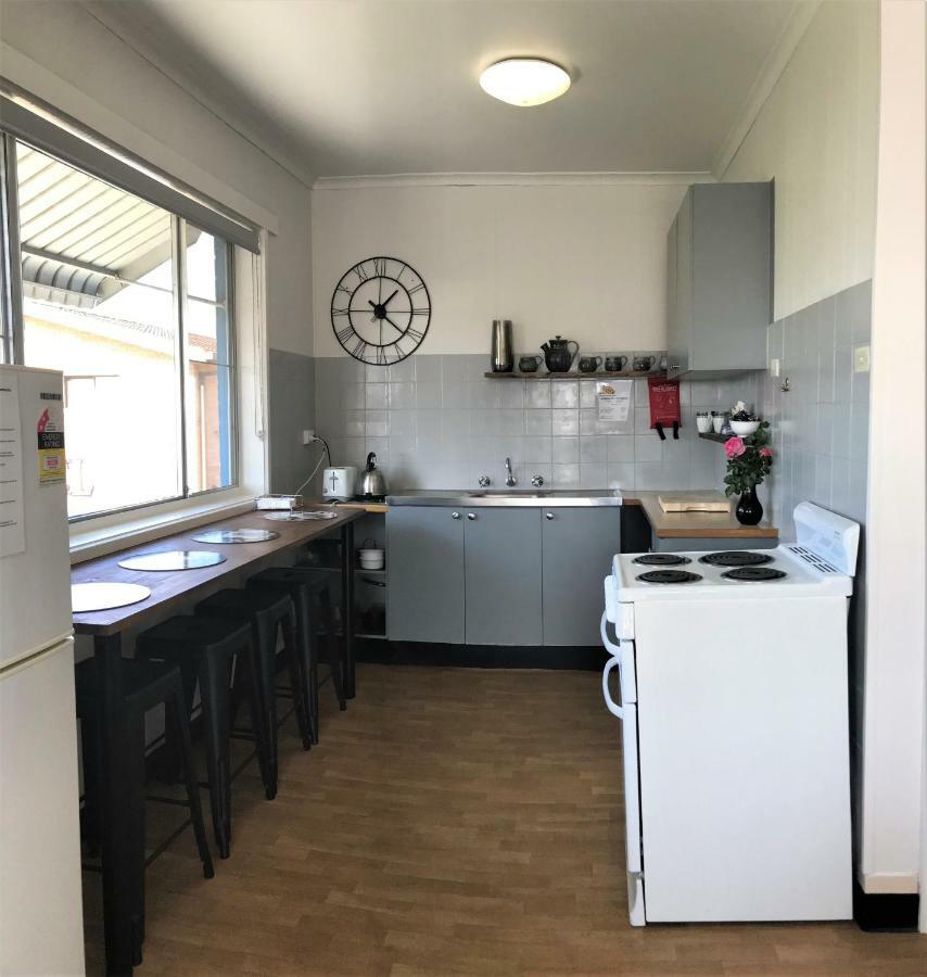 Kon Tiki Apartments Batemans Bay Esterno foto